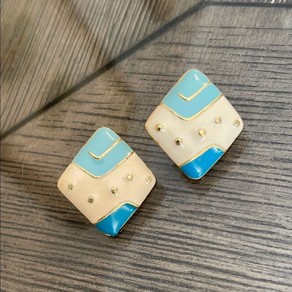 Vintage Elegant Blue and Cream Geometric Earrings